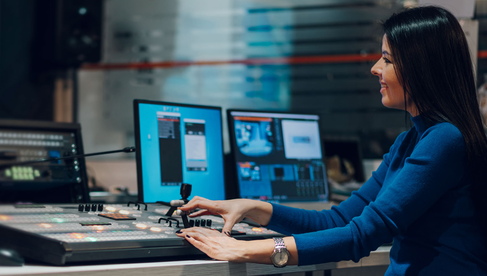 Dual Thunderbolt Interfaces - Double the Dedicated Bandwidth