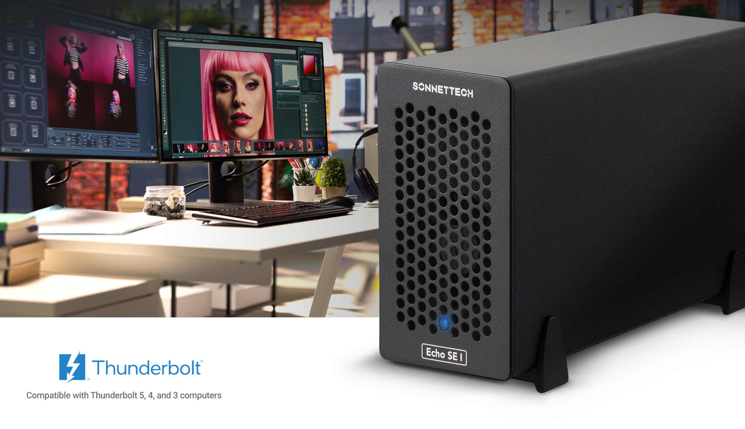 Echo SE I T5 Thunderbolt Expansion System profile hero photo with art studio in background.