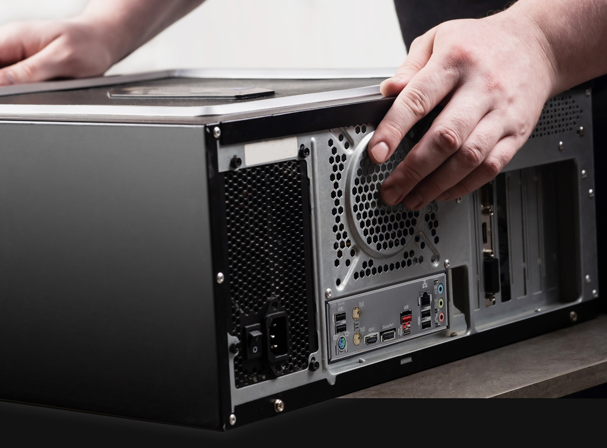 Twin10G SFP28 Thunderbolt Adapter Front Panel Shot
